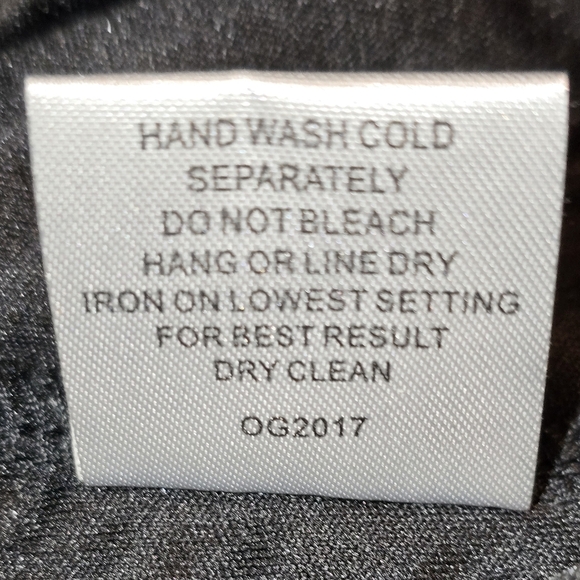 Romeo + Juliet Couture Black Crochet Lace Mini Skirt – Size Small NWT - Picture 7 of 7